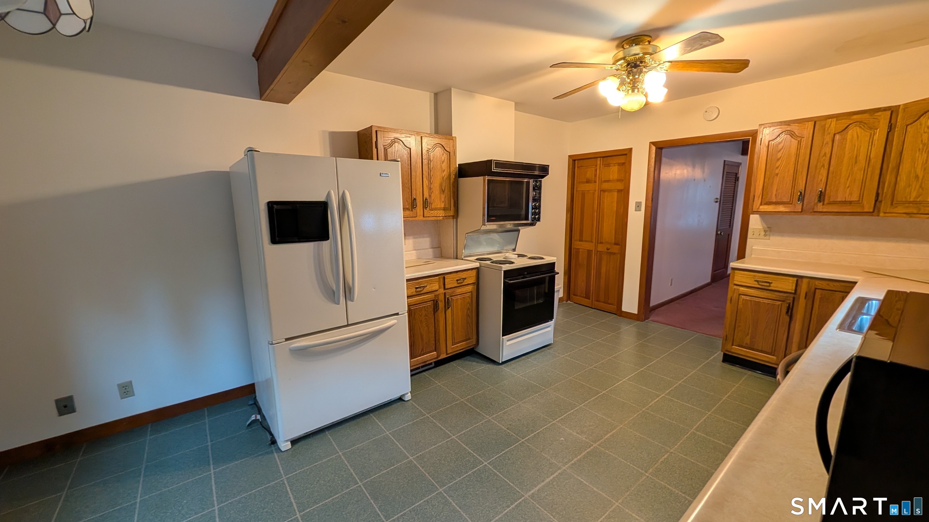 10-12 Parker Terrace Glastonbury CT 06033