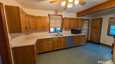 10-12 Parker Terrace Glastonbury CT 06033
