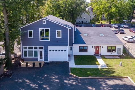 18 Graves Avenue Guilford CT 06437