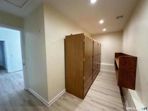 18 Graves Avenue Guilford CT 06437