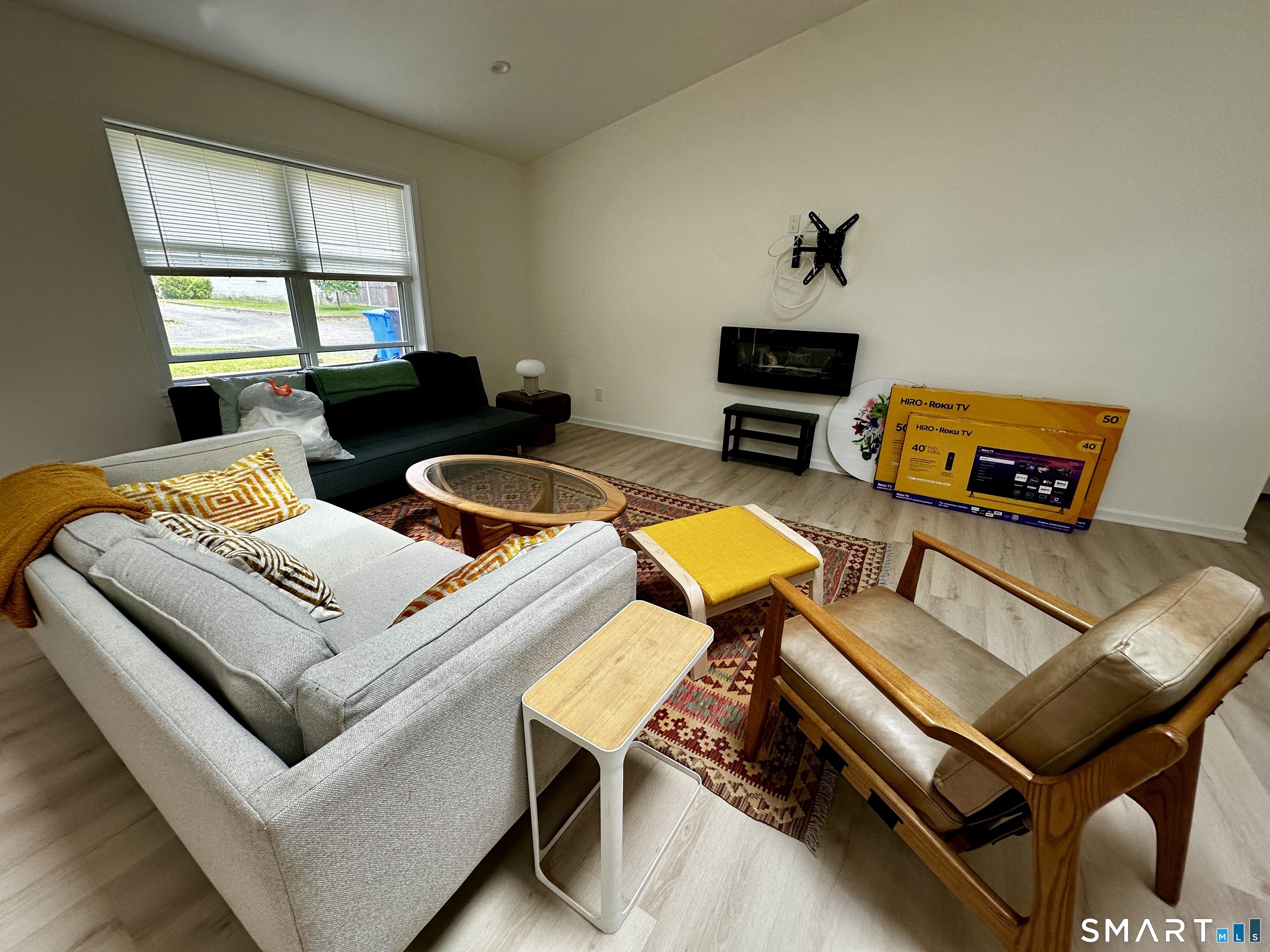 18 Graves Avenue Guilford CT 06437