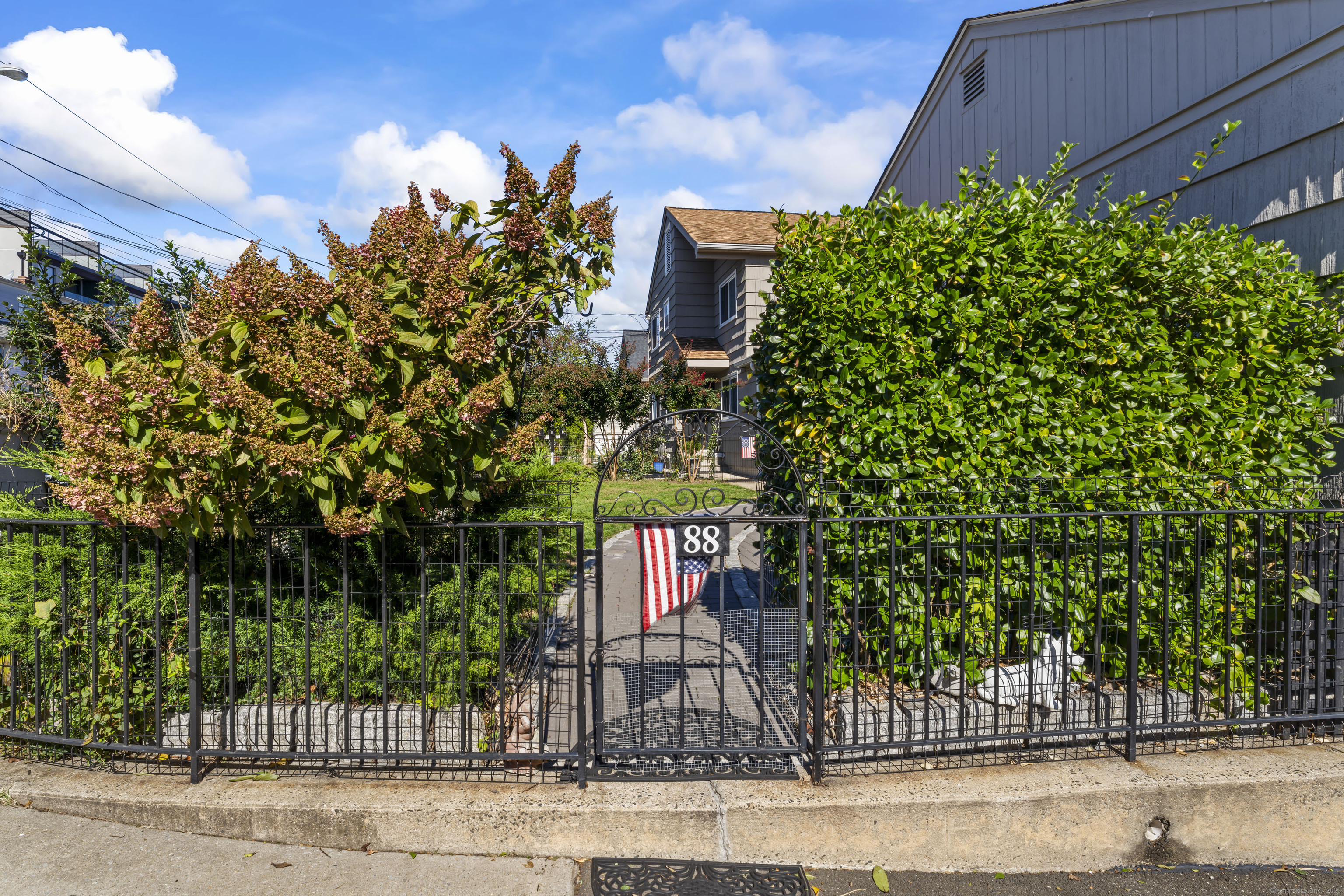 88 Dean Street Stamford CT 06902