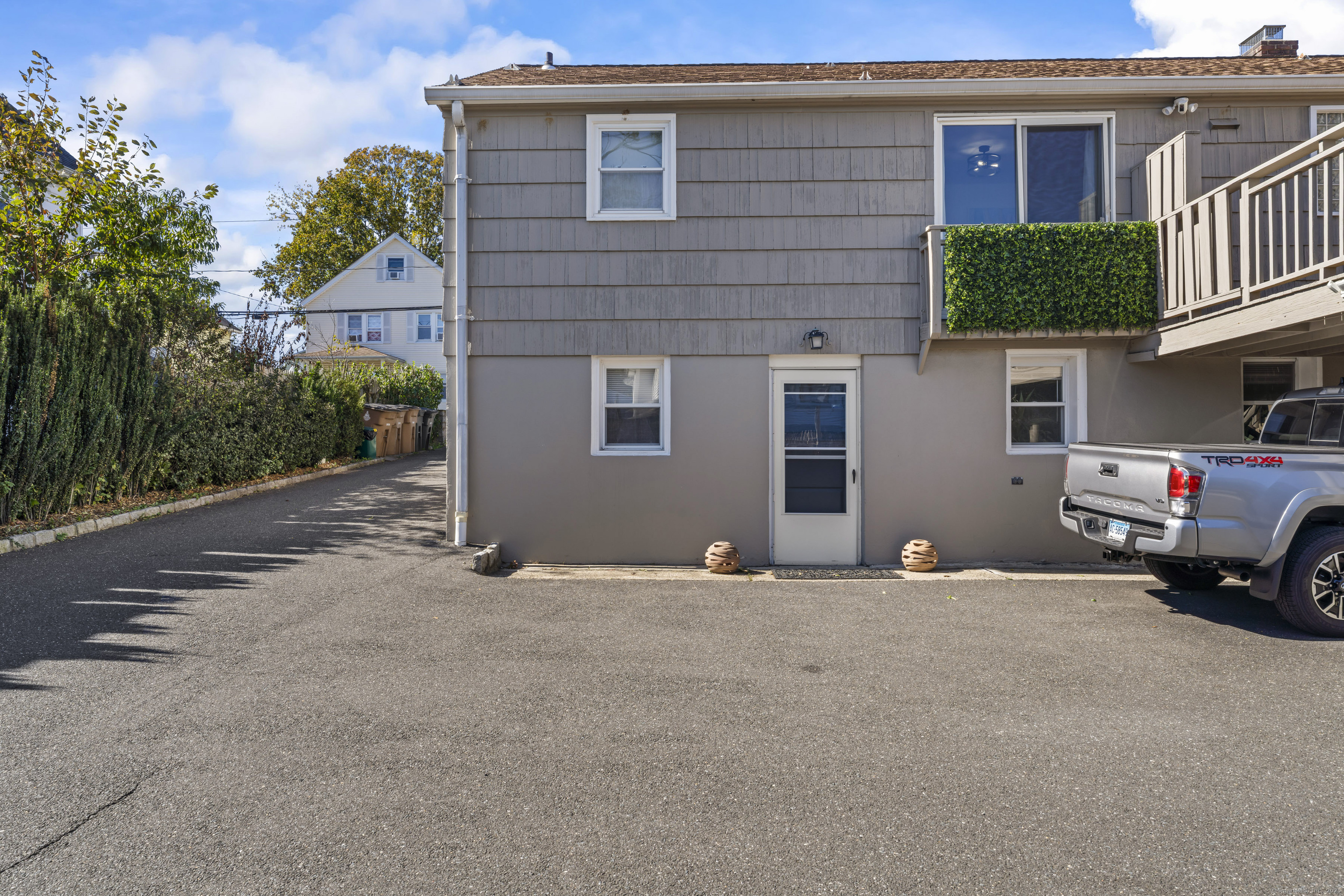 88 Dean Street Stamford CT 06902