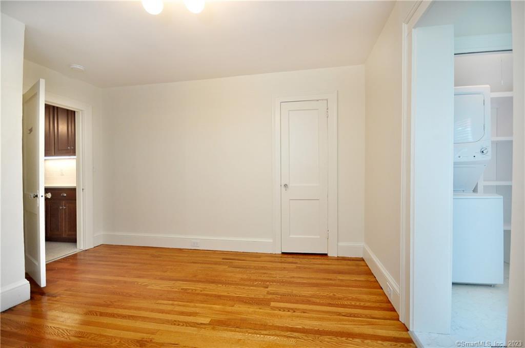 10 Poquonock Avenue Windsor CT 06095