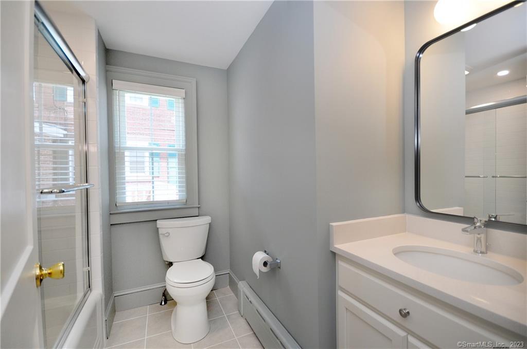10 Poquonock Avenue Windsor CT 06095