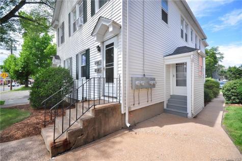 10 Poquonock Avenue Windsor CT 06095