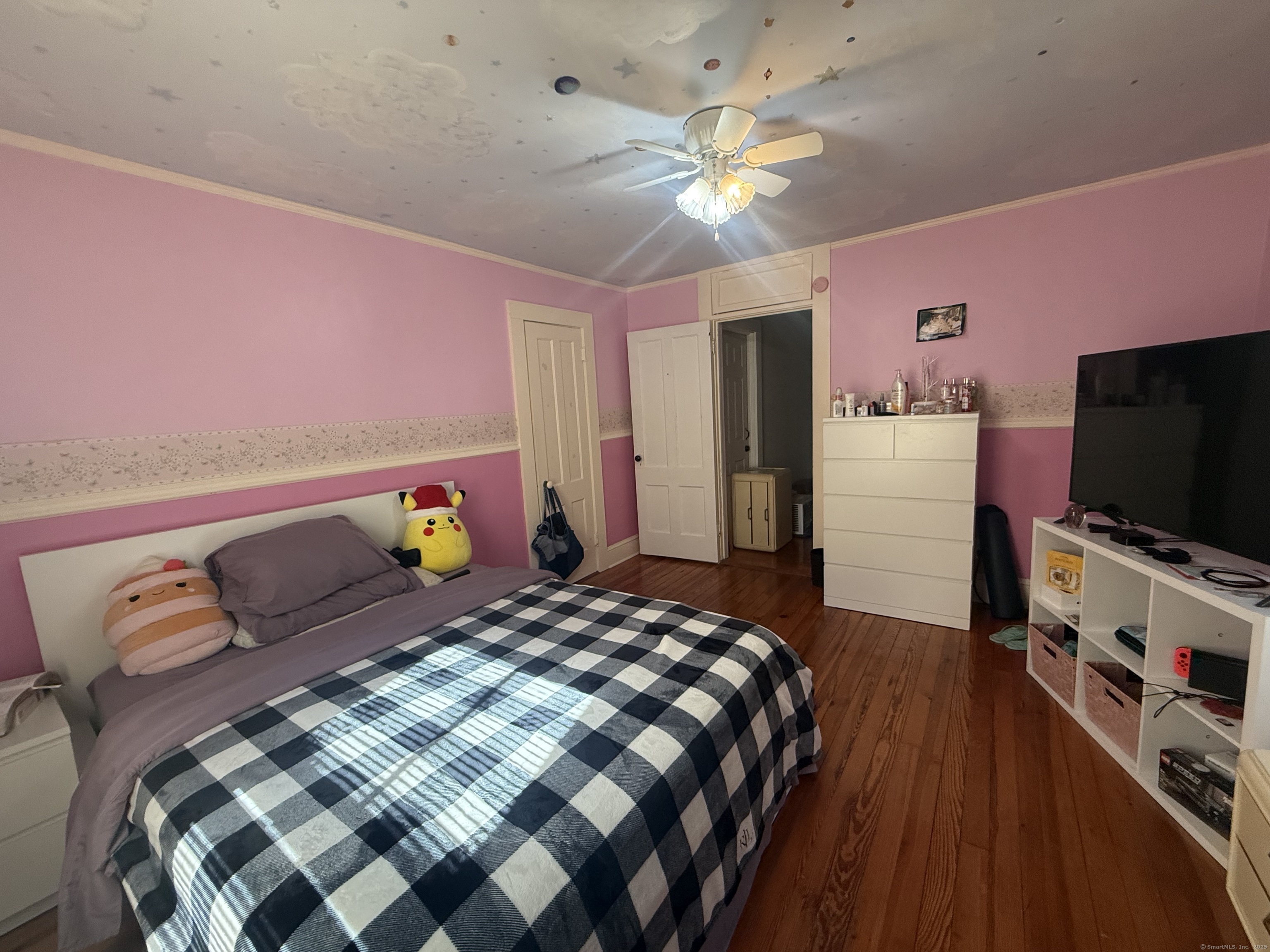 63 Ridge Street Manchester CT 06040