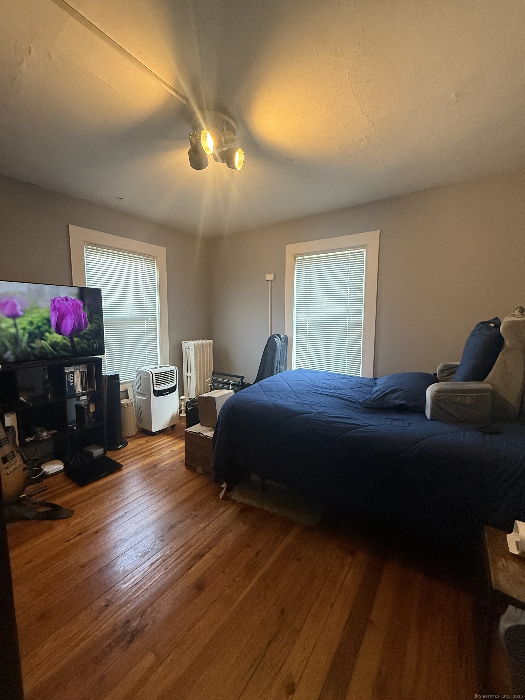 63 Ridge Street Manchester CT 06040