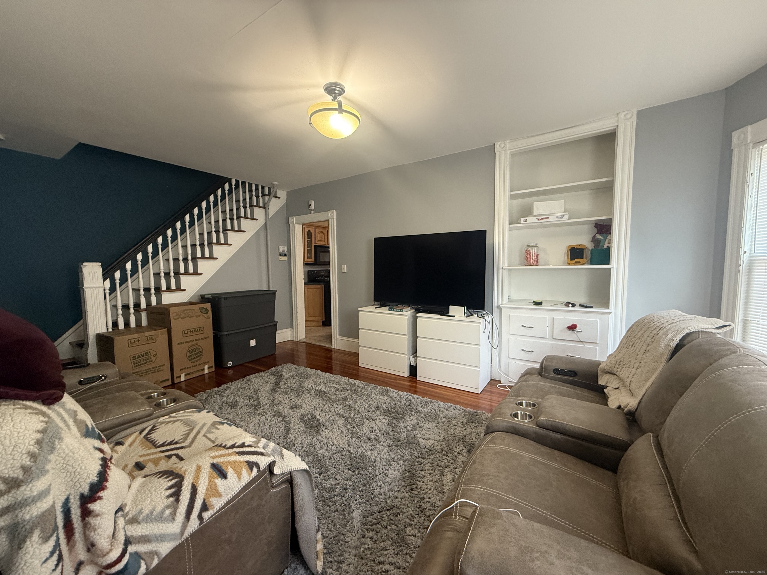 63 Ridge Street Manchester CT 06040