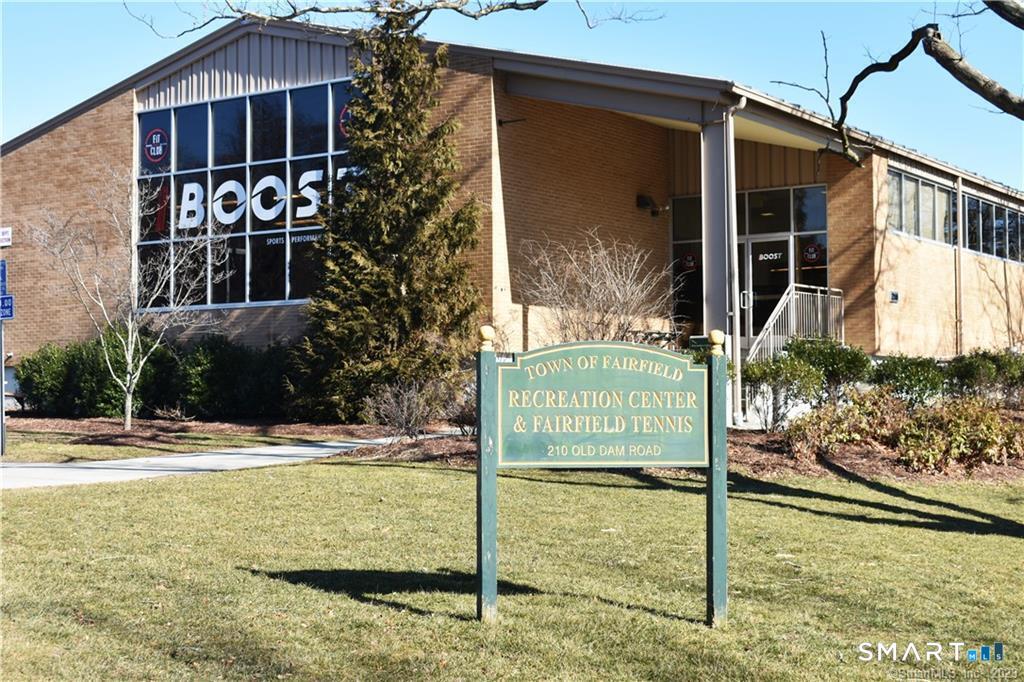 12 Southfield Road Fairfield CT 06824