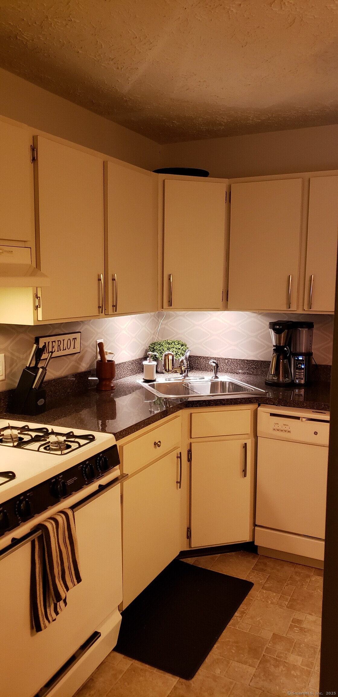 460 Savin Avenue West Haven CT 06516