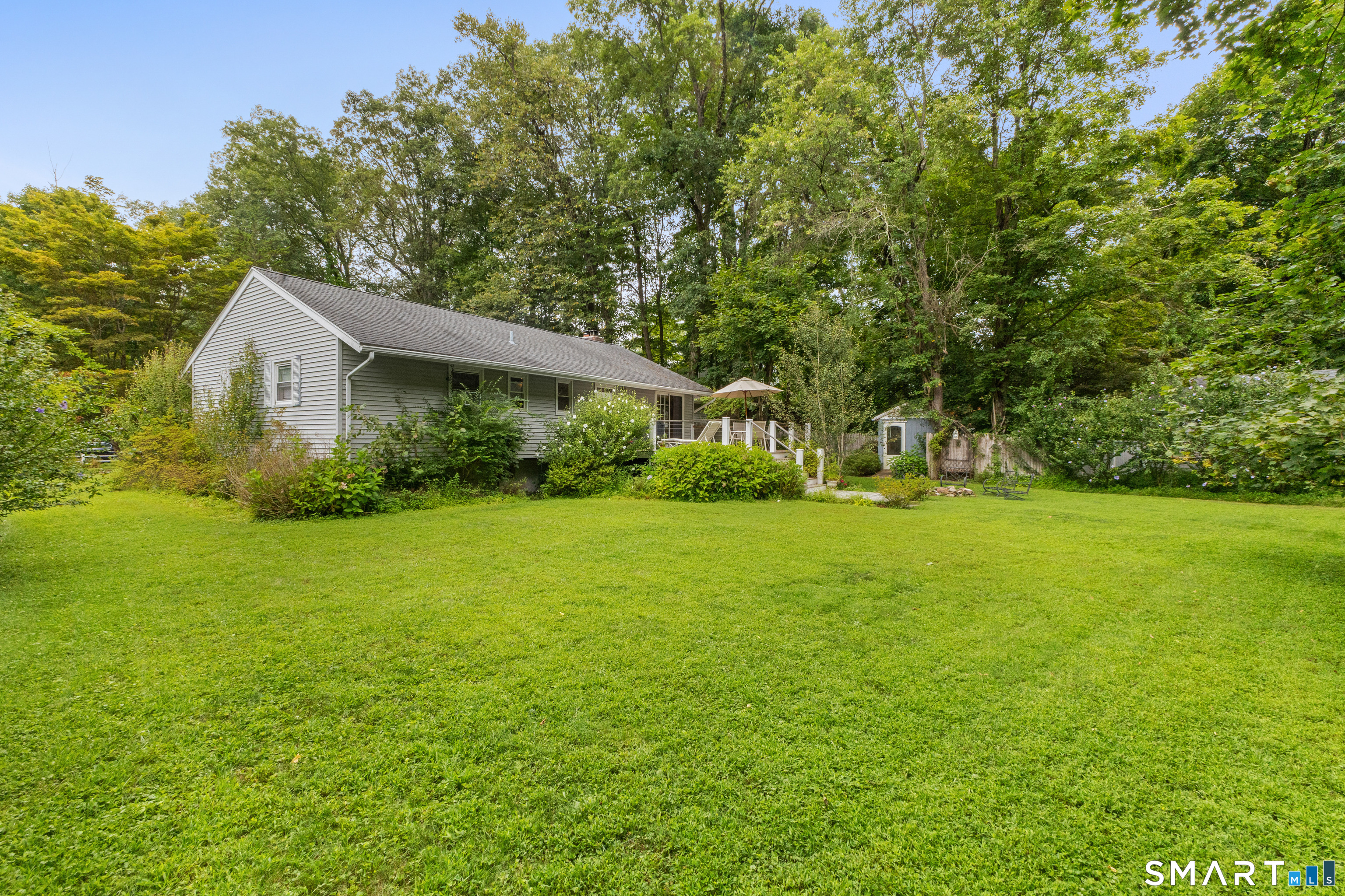 126 Lakeside Drive Ridgefield CT 06877