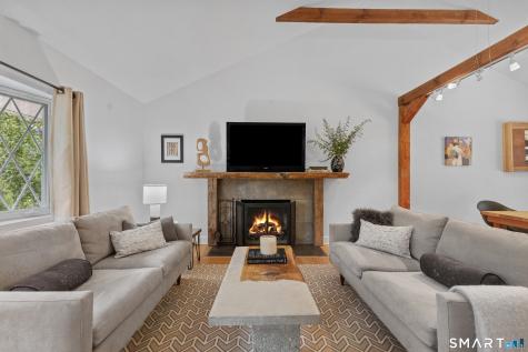 126 Lakeside Drive Ridgefield CT 06877