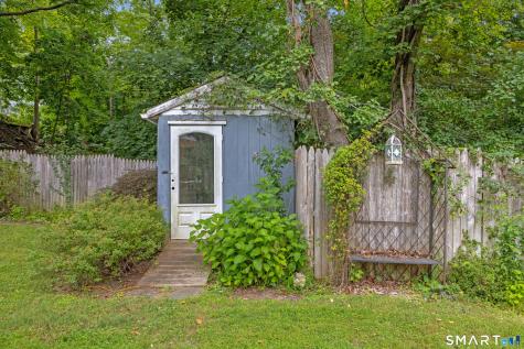 126 Lakeside Drive Ridgefield CT 06877