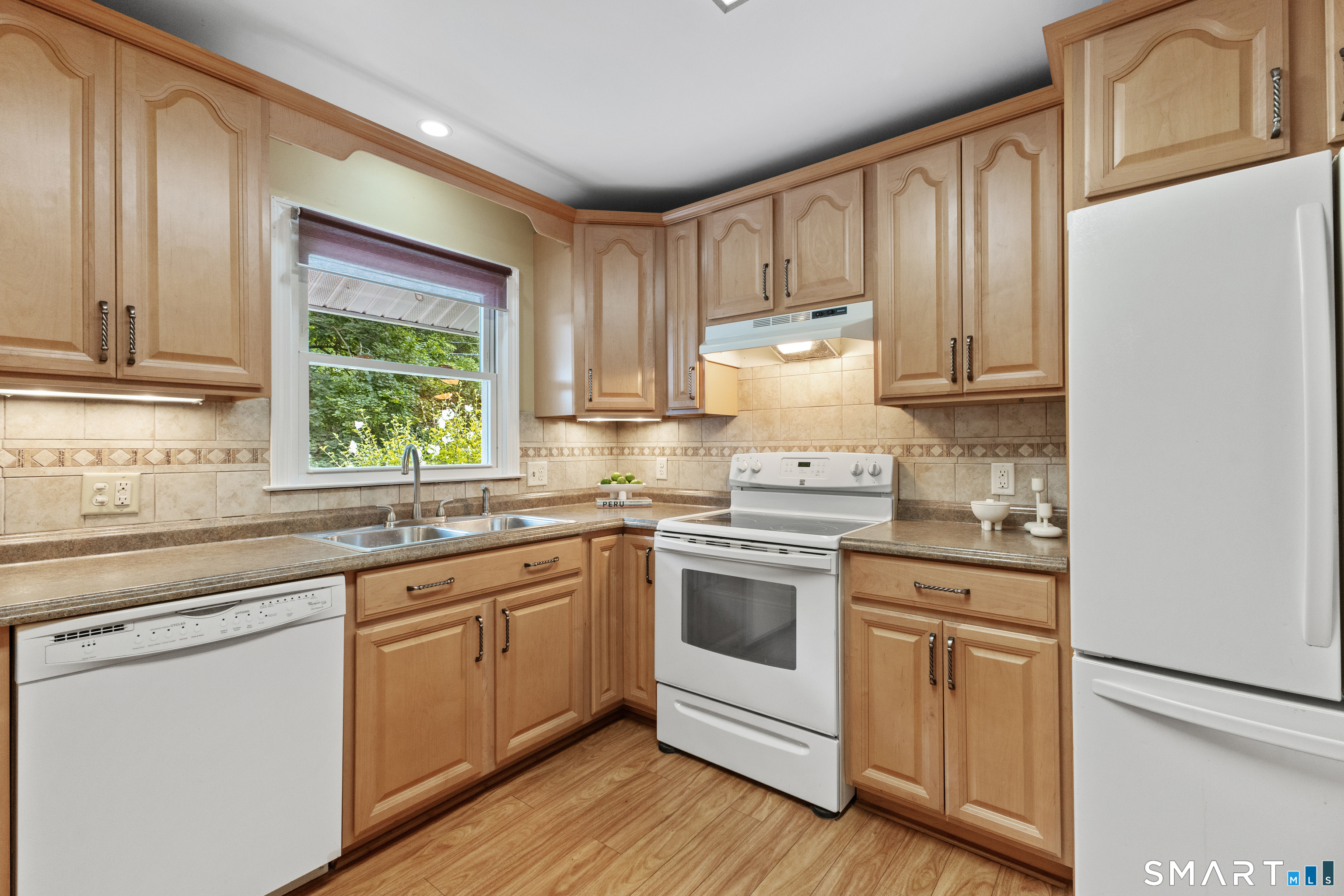 126 Lakeside Drive Ridgefield CT 06877