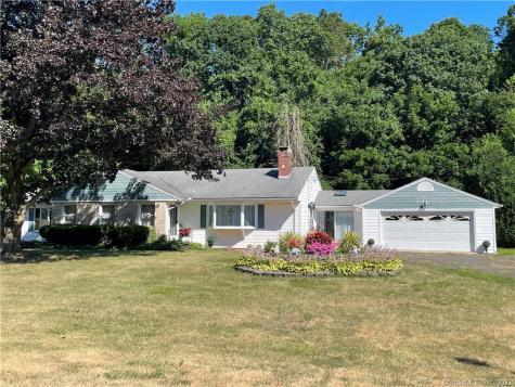 59 Foxon Road East Haven CT 06513