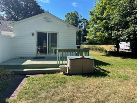 59 Foxon Road East Haven CT 06513