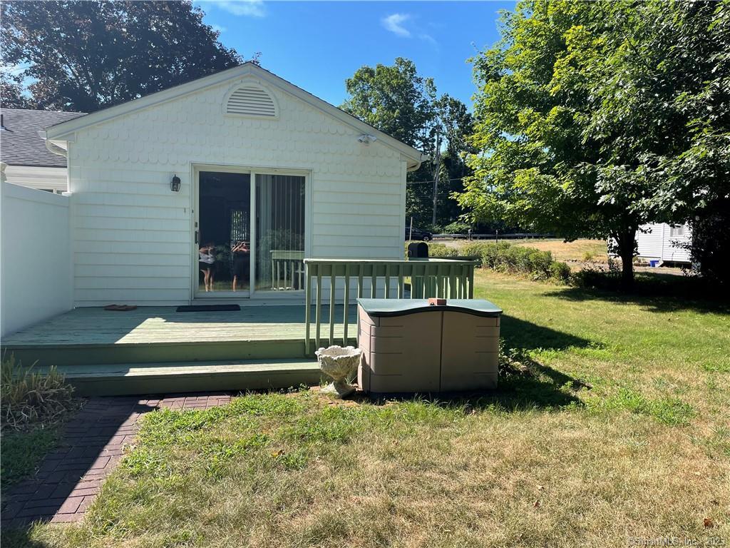 59 Foxon Road East Haven CT 06513