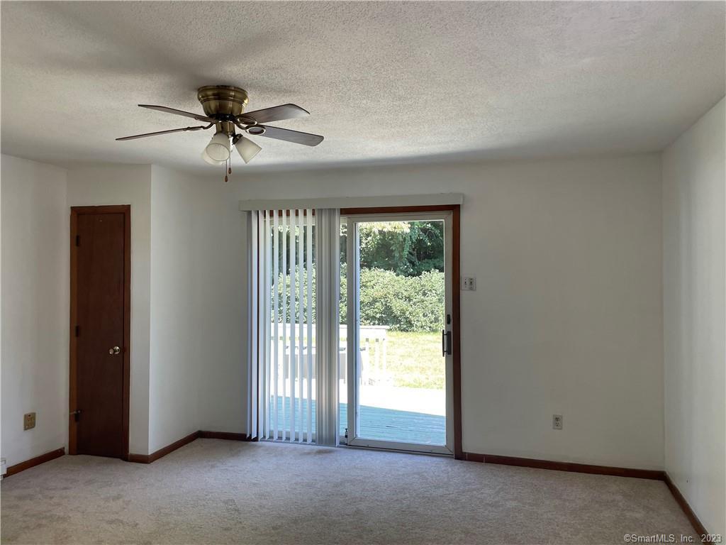 59 Foxon Road East Haven CT 06513
