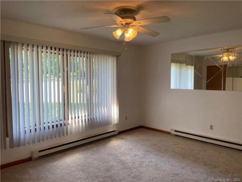 59 Foxon Road East Haven CT 06513