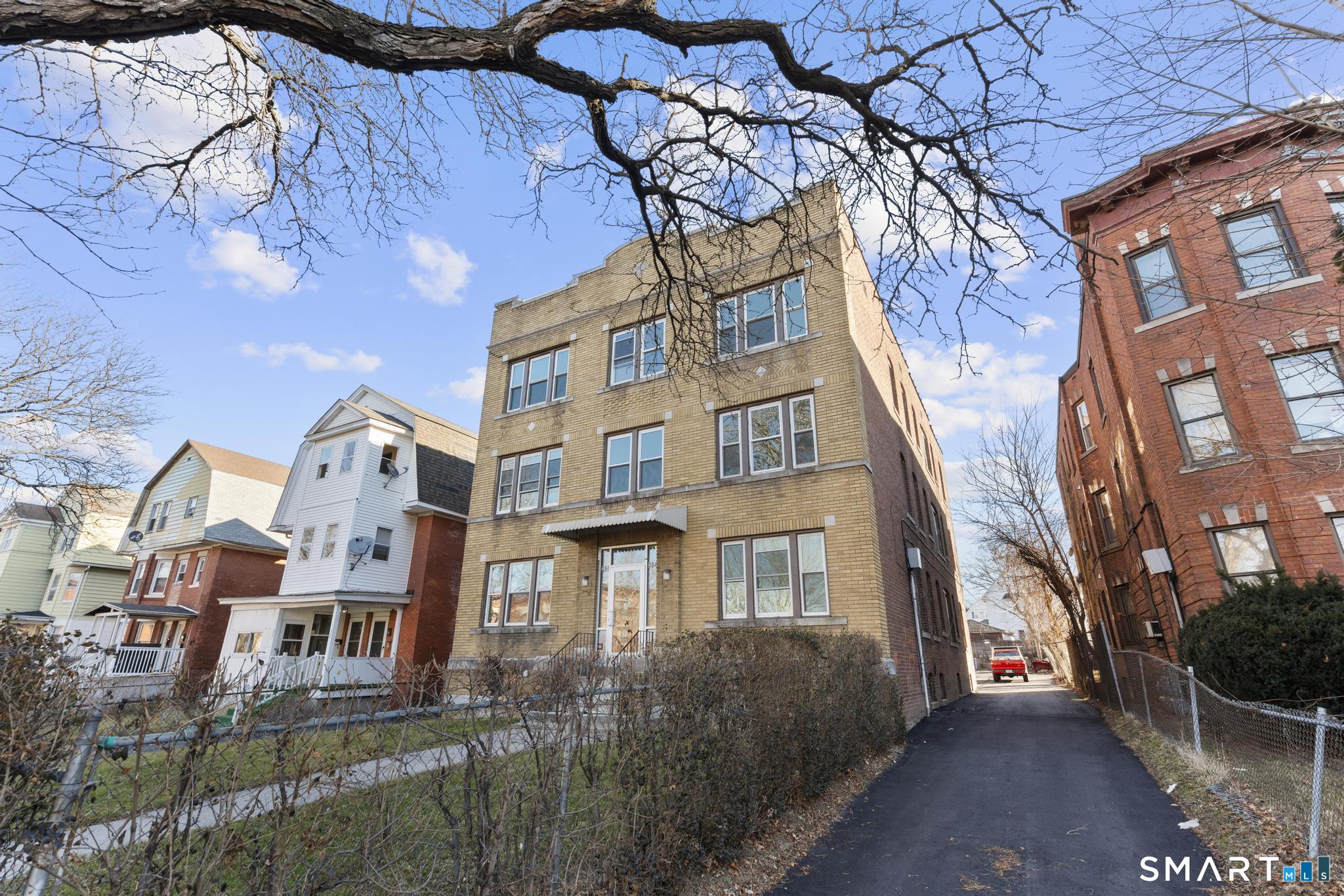 364 Woodland Street Hartford CT 06112