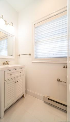 10 Fort Hill Road Groton CT 06340