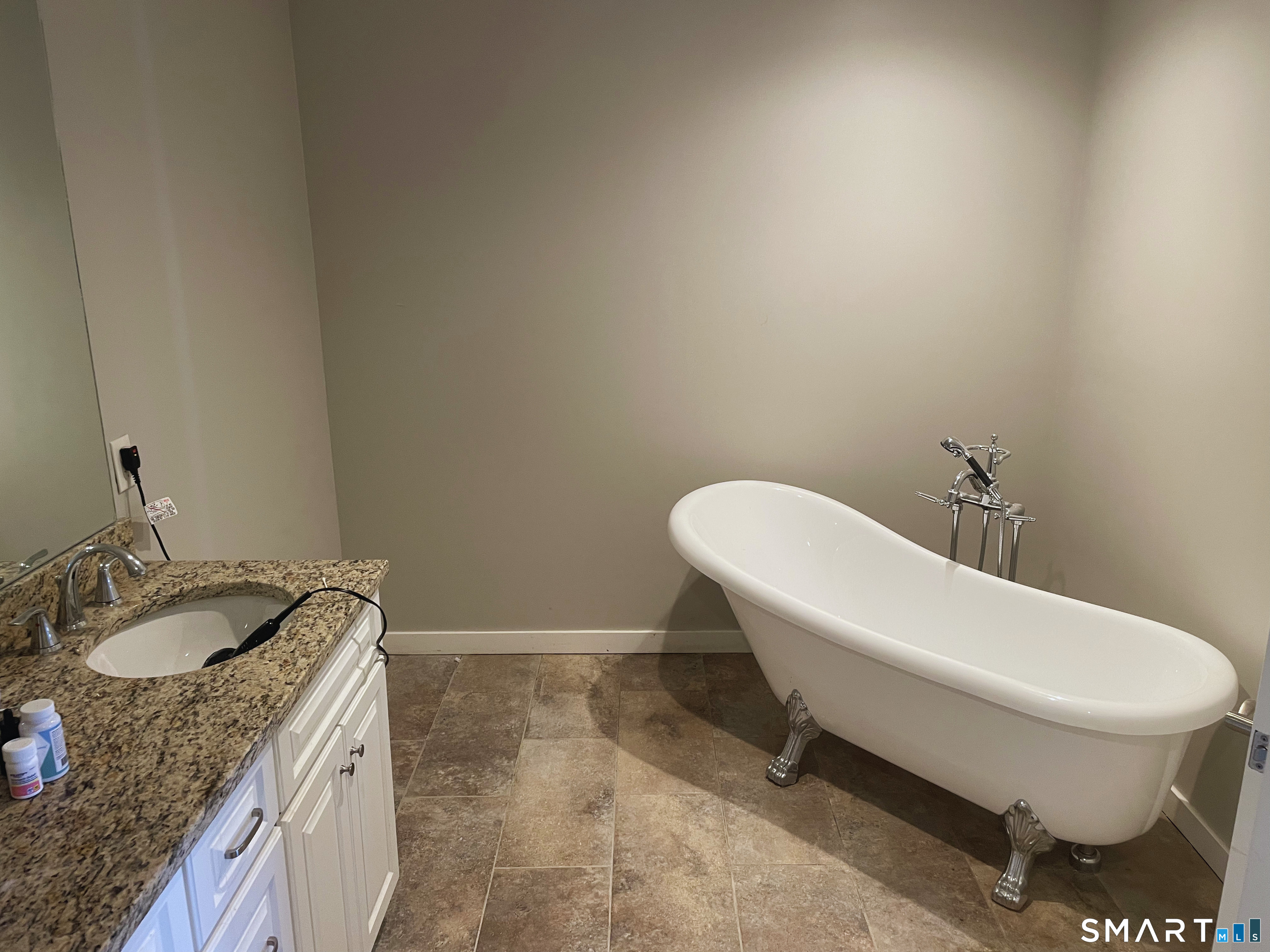 133 Harbor Close Road New Haven CT 06519
