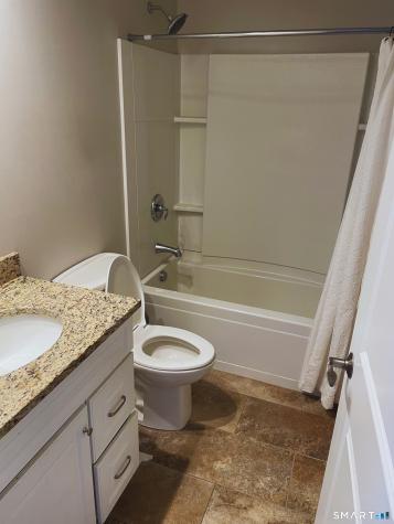133 Harbor Close Road New Haven CT 06519