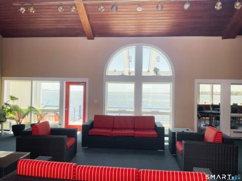 133 Harbor Close Road New Haven CT 06519