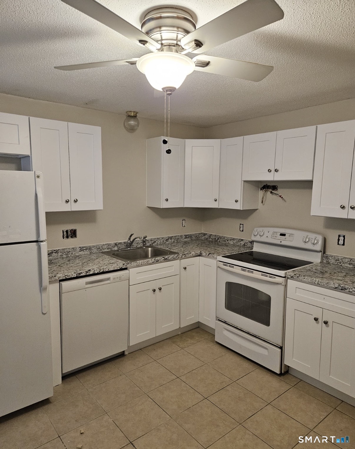 33 River Street Windsor CT 06095