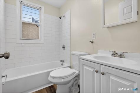 82 Gilbert Street West Haven CT 06516