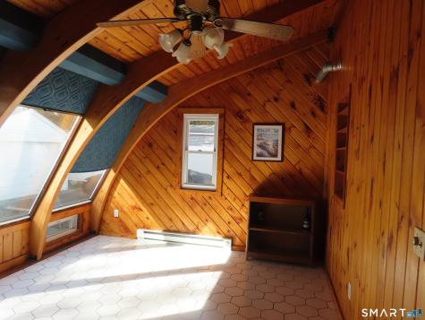 56 Linwood Street West Haven CT 06516