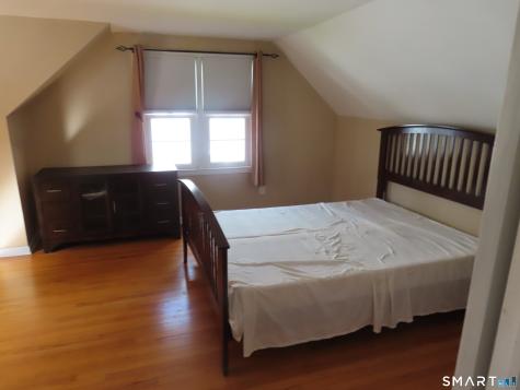 56 Linwood Street West Haven CT 06516