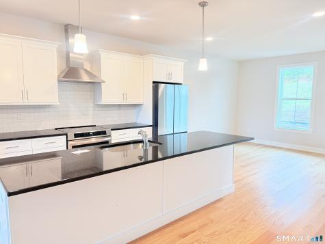 135 Shea Circle Cheshire CT 06410