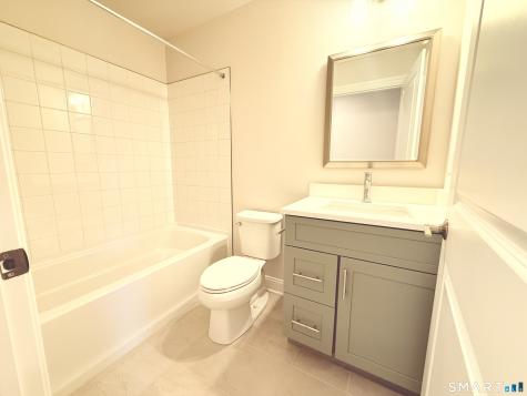135 Shea Circle Cheshire CT 06410