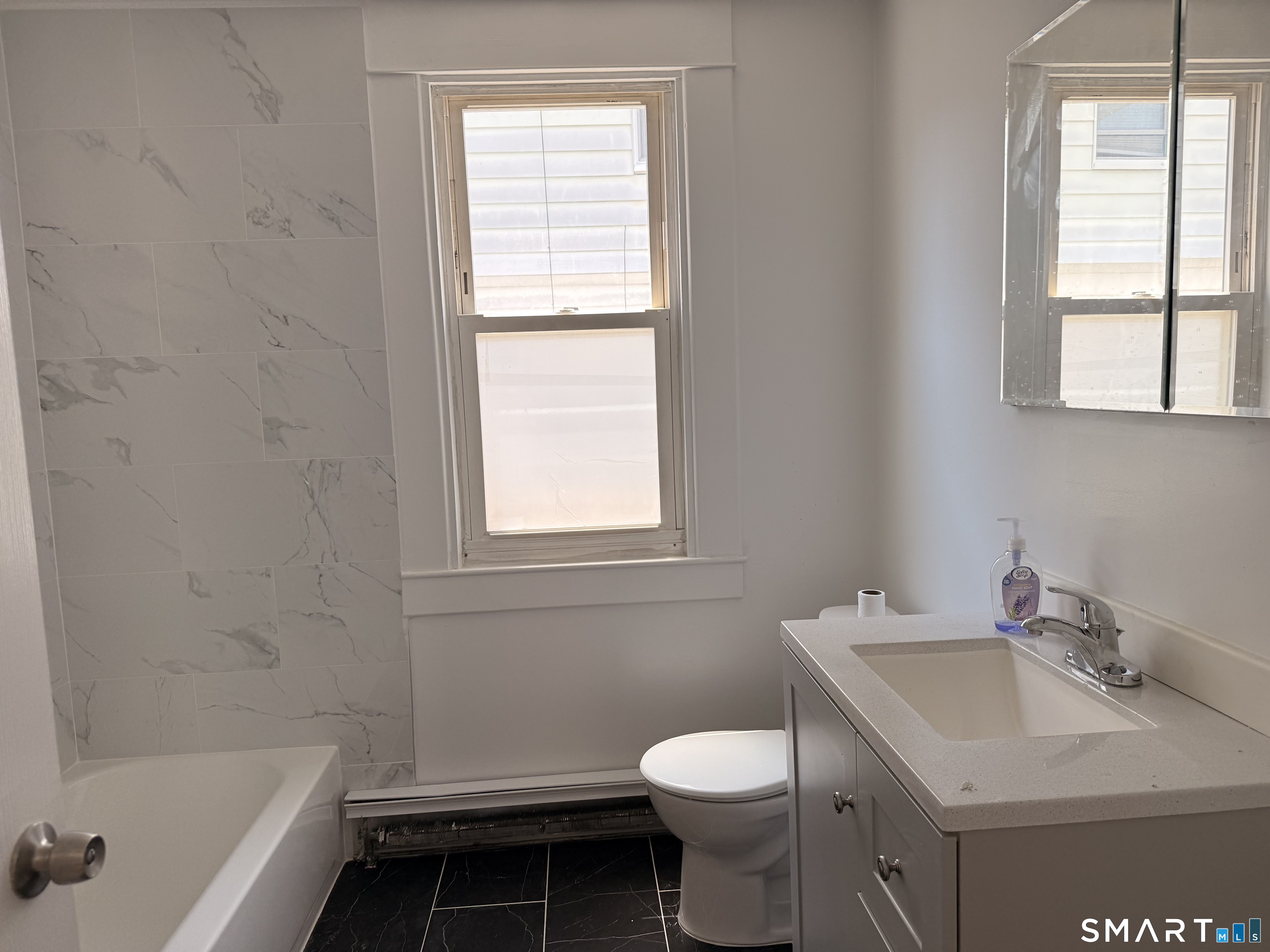 133 Gerrish Avenue East Haven CT 06512