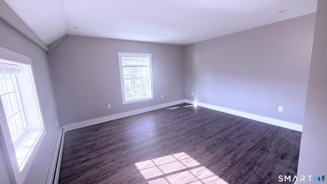 103 Willetts Avenue New London CT 06320