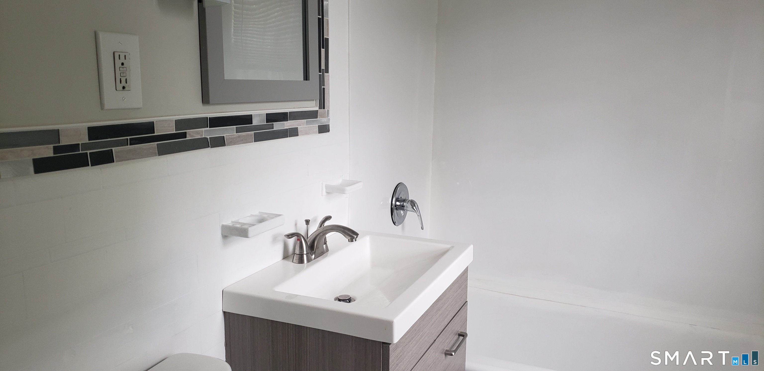 54 Lambert Street West Haven CT 06516