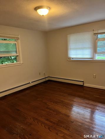 1040 Mountain Road Bloomfield CT 06002