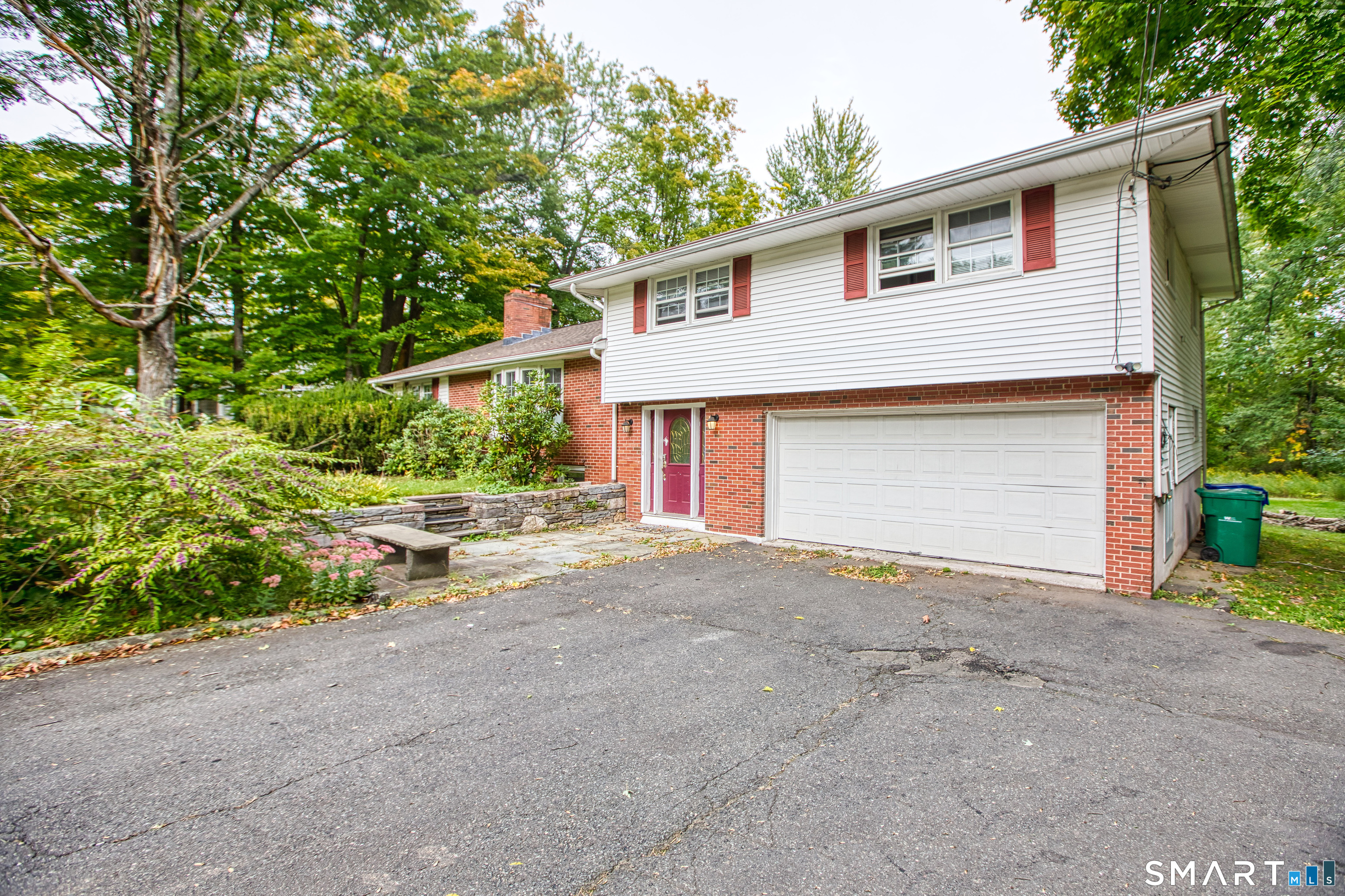 1040 Mountain Road Bloomfield CT 06002