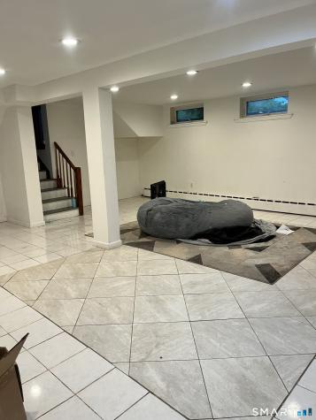 1040 Mountain Road Bloomfield CT 06002