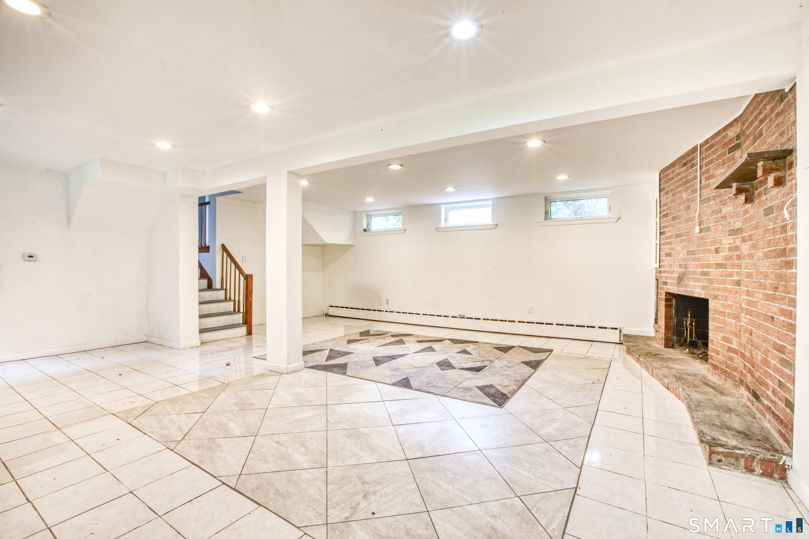 1040 Mountain Road Bloomfield CT 06002