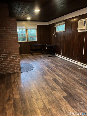 1040 Mountain Road Bloomfield CT 06002