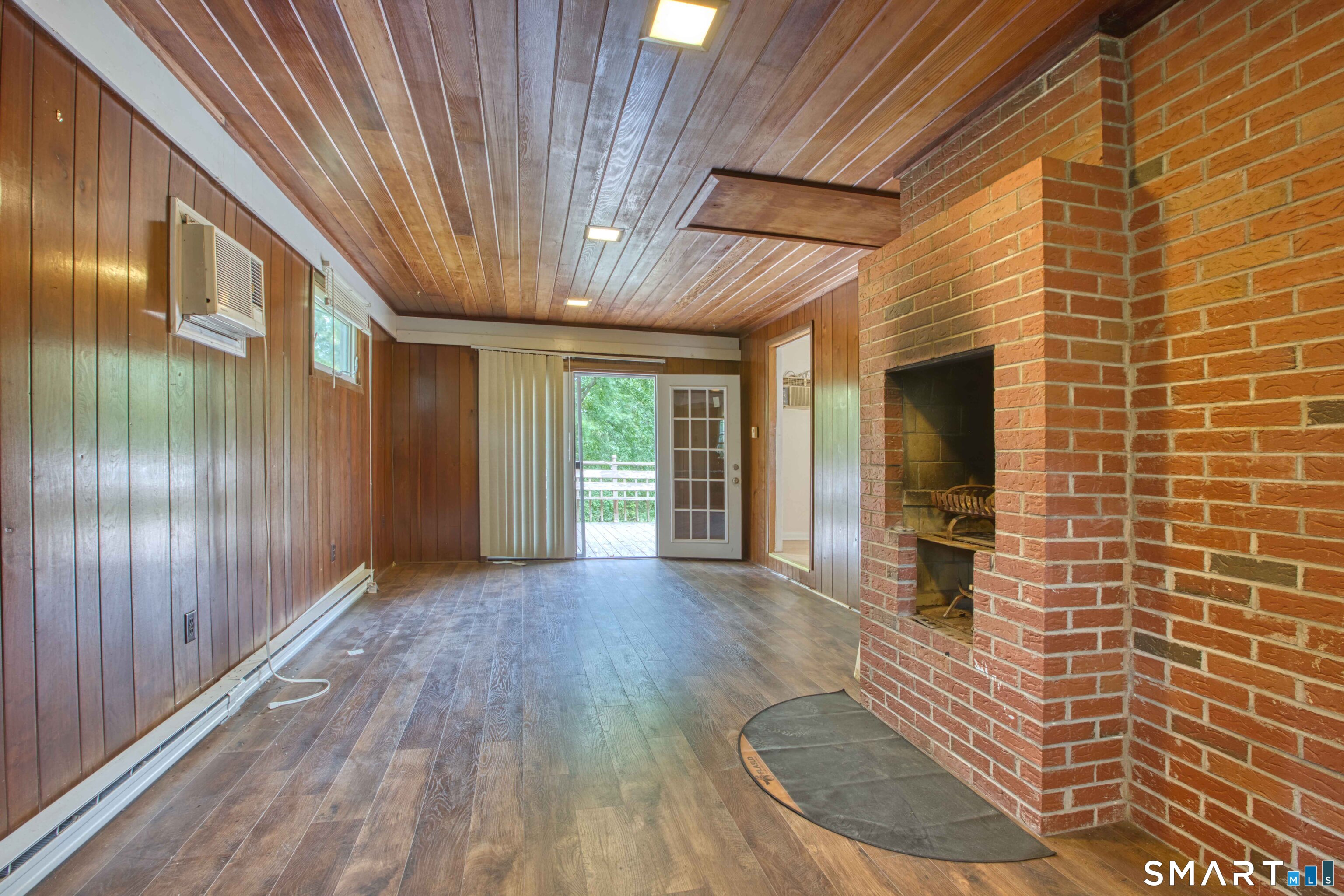 1040 Mountain Road Bloomfield CT 06002