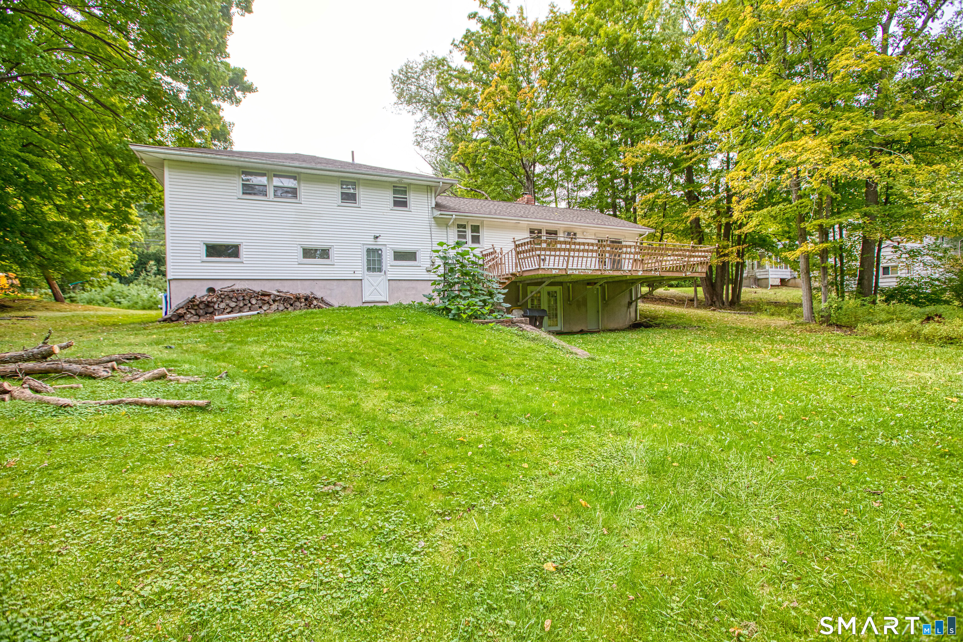 1040 Mountain Road Bloomfield CT 06002