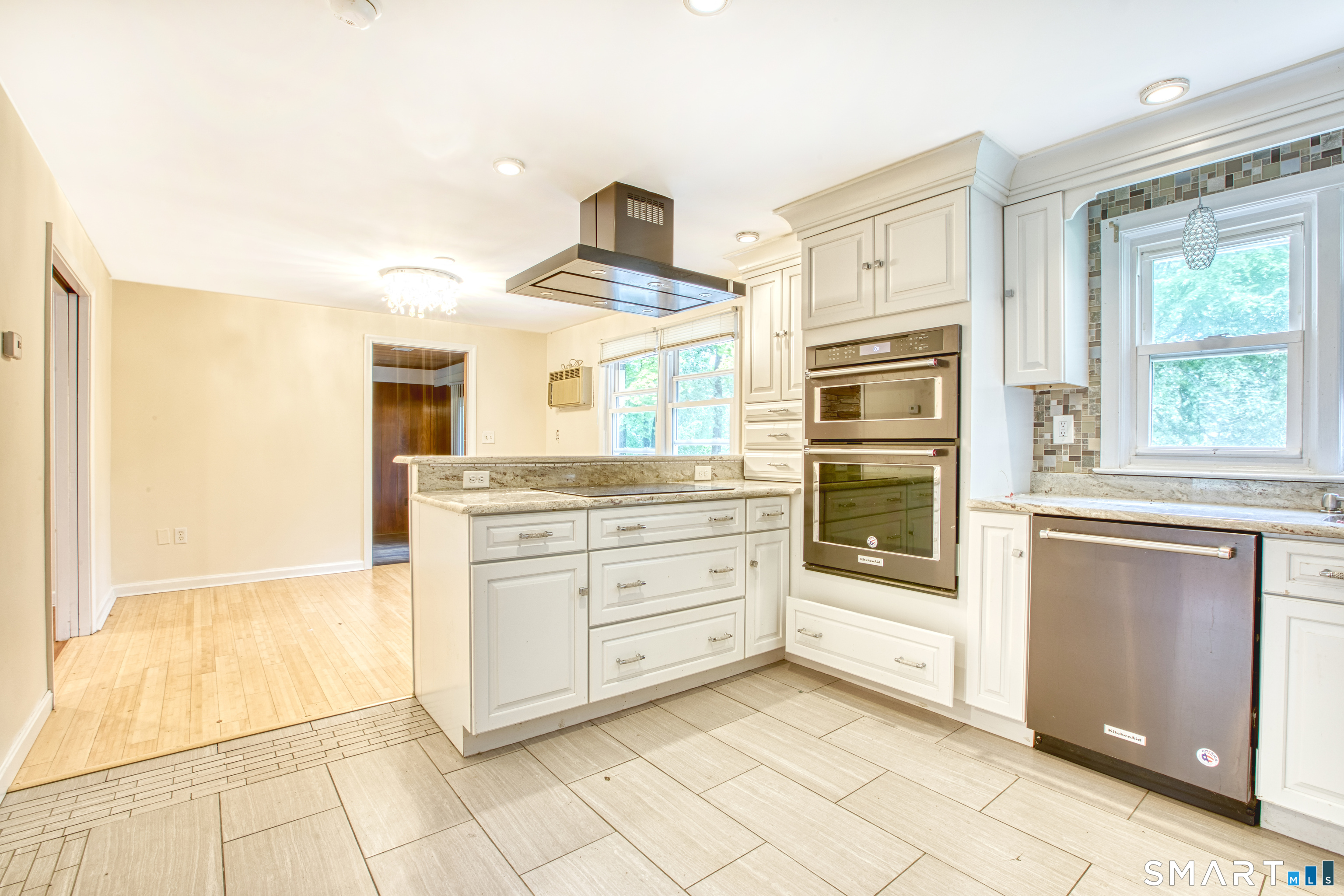 1040 Mountain Road Bloomfield CT 06002