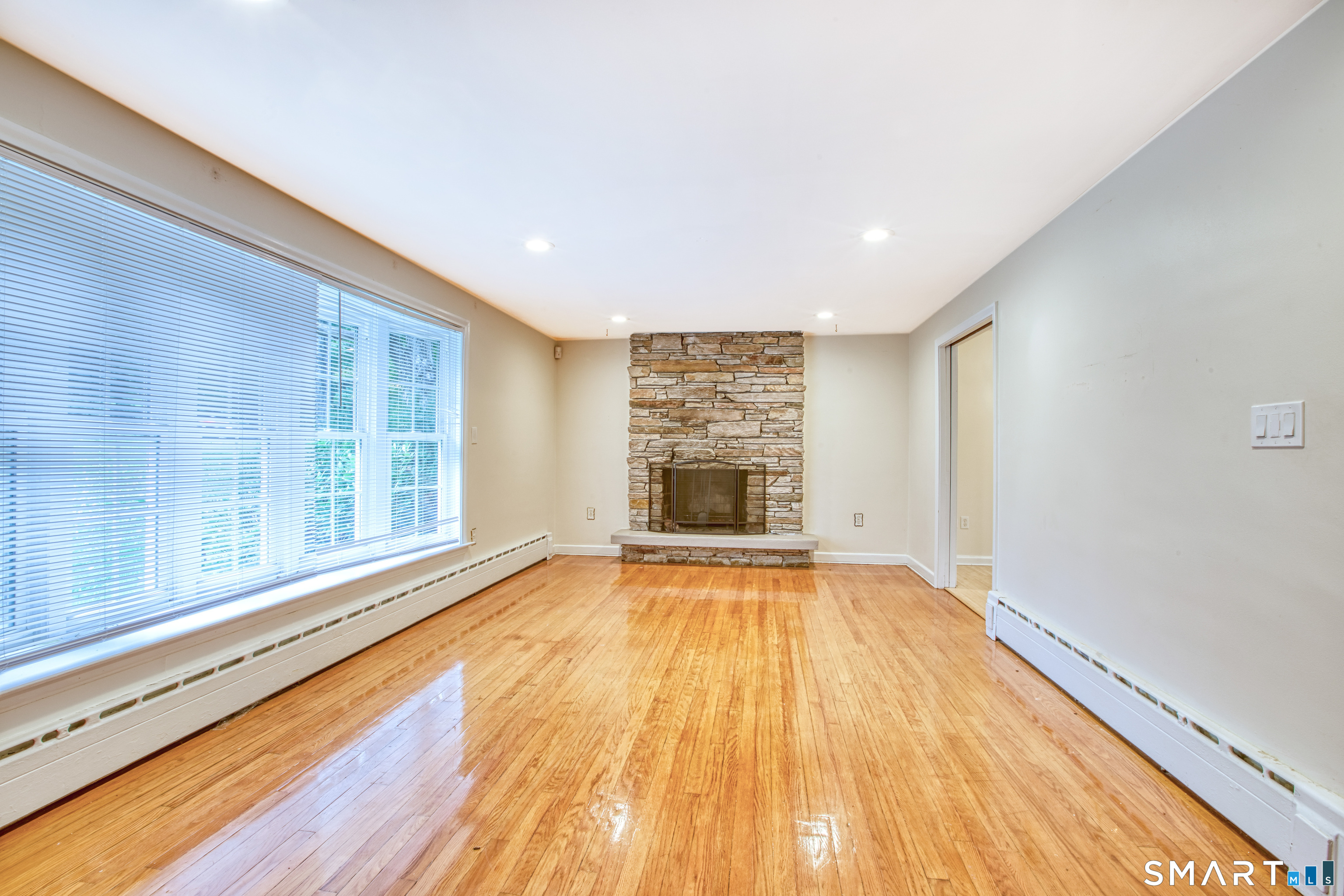 1040 Mountain Road Bloomfield CT 06002