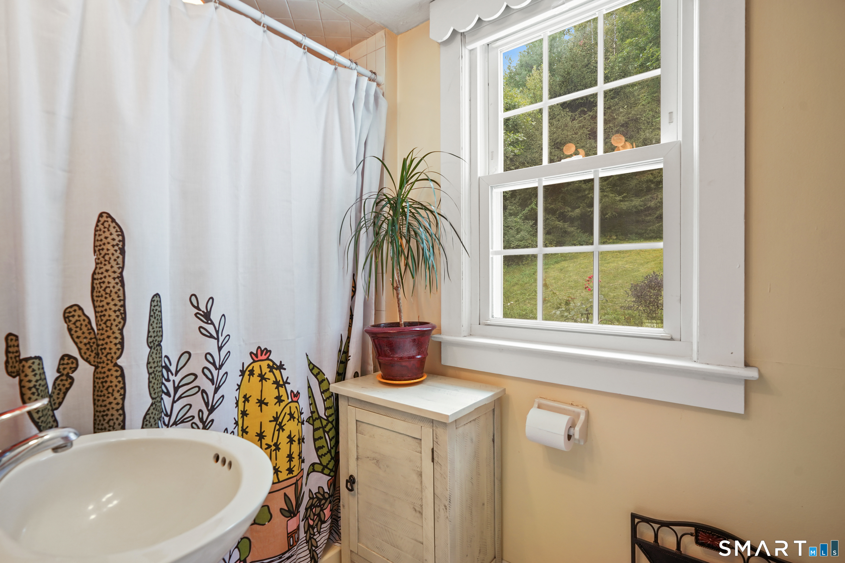 248 Simpaug Turnpike Redding CT 06896