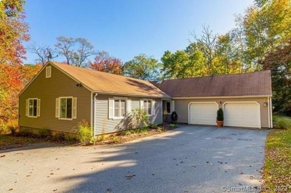 333 Chesterfield Road East Lyme CT 06333