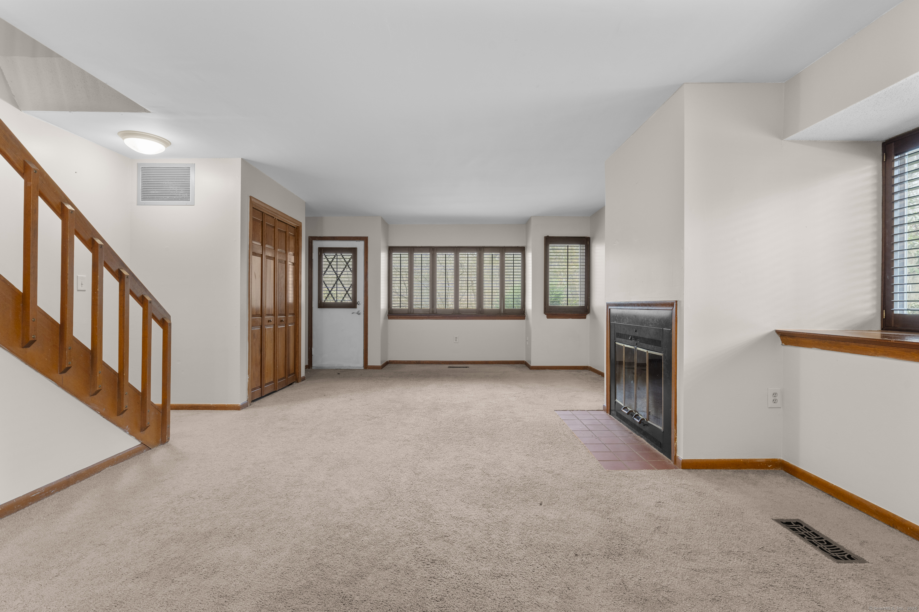 118 Hilltop Drive Simsbury CT 06089